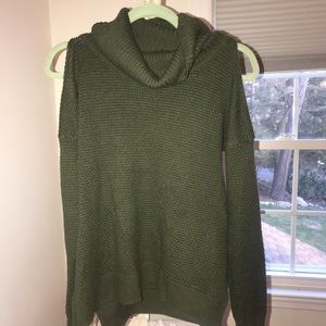 Hollister turtle neck, open shoulder sweater